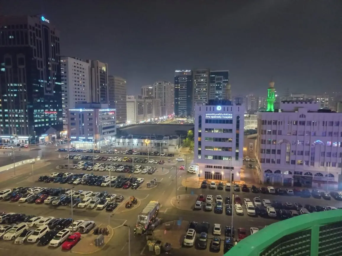 Homestay Dos #Family Room Away Fr0M Home Abu Dhabi